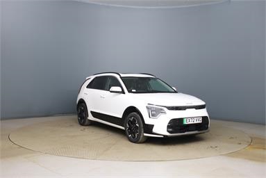 KIA NIRO 150kW 4 65kWh 5dr Auto Electric - WHITE - EX72VVG - 5 Door Estate