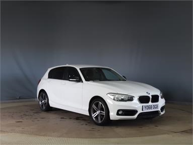BMW 1 SERIES 118i [1.5] Sport 5dr [Nav/Servotronic] Petrol - WHITE - YO68OGB - 5 Door Hatchback