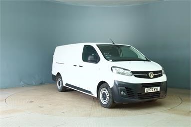 VAUXHALL VIVARO L2 DIESEL 2900 1.5d 100PS Dynamic H1 Van Diesel - WHITE - DV72RVL - 6 Door Panel Van