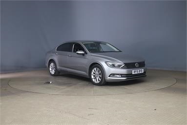 VOLKSWAGEN PASSAT 1.6 TDI SE Business 4dr Diesel - SILVER - RF15BYD - 4 Door Saloon