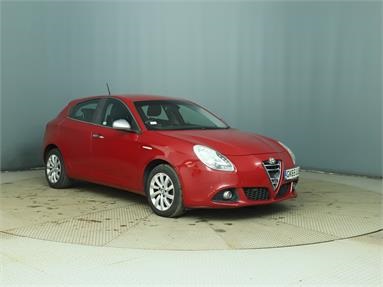 ALFA ROMEO GIULIETTA 1.6 JTDM-2 120 Business 5dr Diesel - RED - GK65UJU - 5 Door Hatchback