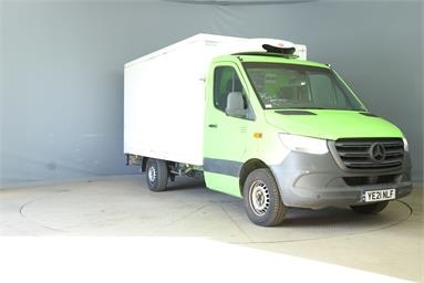 MERCEDES-BENZ SPRINTER 314CDI L2 DIESEL RWD 3.5t Progressive Chassis Cab 7G-Tronic Diesel - GREEN - YE21NLF - 2 Door Fridge Box Van Body