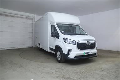 MAXUS E DELIVER 9 MWB ELECTRIC FWD 150kW Chassis Cab 65kWh N2 Auto Electric - WHITE - MA24CXX - 4 Door Luton Box Body