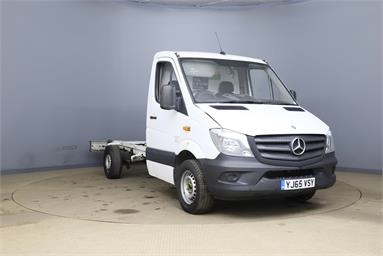 MERCEDES-BENZ SPRINTER 313CDI MEDIUM DIESEL 3.5t Chassis Cab 7G-Tronic 2 Seats Single Cab Diesel - white - YJ65VSY - 2 Door Chassis Cab