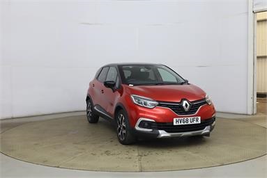 RENAULT CAPTUR 0.9 TCE 90 GT Line 5dr Petrol - RED AND BLACK - HV68UFR - 5 Door Hatchback