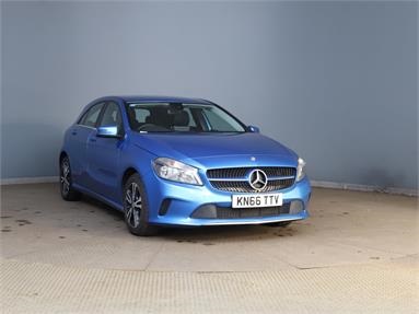 MERCEDES-BENZ A CLASS A200d SE 5dr Diesel - BLUE - KN66TTV - 5 Door Hatchback