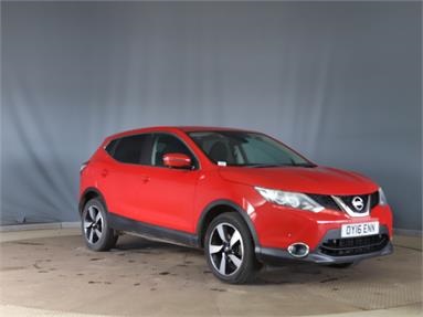 NISSAN QASHQAI 1.5 dCi N-Connecta 5dr Diesel - RED - OY16ENN - 5 Door Hatchback