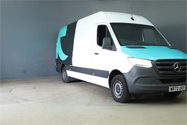 MERCEDES-BENZ SPRINTER 315CDI L3 DIESEL RWD 3.5t H2 Progressive Van Diesel - WHITE - WR72UXY - 5 Door Panel Van