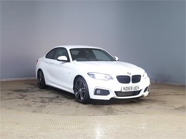 BMW 2 SERIES 220d M Sport 2dr [Nav] Diesel - WHITE - ND69UEH - 2 Door Coupe