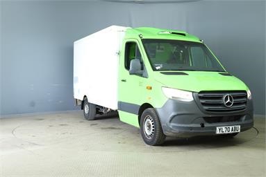 MERCEDES-BENZ SPRINTER 314CDI L2 DIESEL FWD 3.5t Progressive Chassis Cab 9G-Tronic Diesel - GREEN - YL70ABU - 2 Door Fridge Box Van Body