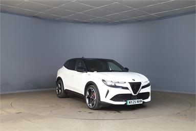 ALFA ROMEO JUNIOR 207kW Elettrica Veloce 54kWh 5dr Auto Electric - WHITE AND BLACK - WX25NHM - 5 Door Hatchback