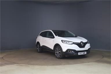 RENAULT KADJAR 1.2 TCE Signature S Nav 5dr Petrol - White - VX17NBK - 5 Door Hatchback