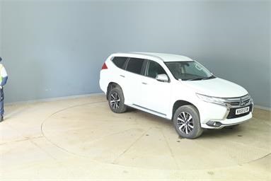 MITSUBISHI SHOGUN SPORT 2.4 DI-DC 4 5dr Auto 4WD Diesel - WHITE - WX69EXW - 5 Door Estate