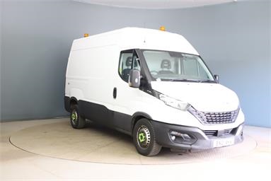 IVECO DAILY 35S12 DIESEL 2.3 Van 3520 WB Diesel - WHITE - BN21AKK - 5 Door Panel Van