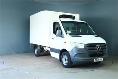 MERCEDES-BENZ SPRINTER 315CDI L2 DIESEL RWD 3.5t Progressive Chassis Cab 9G-Tronic Diesel - WHITE - PO21YOW - 3 Door Fridge Box Van Body