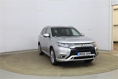 MITSUBISHI OUTLANDER 2.4 PHEV 4h 5dr Auto Petrol PHEV - SILVER - WR68SKN - 5 Door Estate