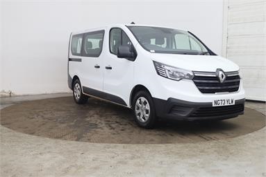 RENAULT TRAFIC SWB MINIBUS DIESEL SL28 Blue dCi 150 Business 9 Seater Diesel - WHITE - NG73YLW - Bus (Mini Less 18 seats)