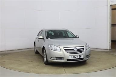 VAUXHALL INSIGNIA 2.0 CDTi [160] SRi Nav 5dr Auto Diesel - SILVER - FY12YSW - 5 Door Estate