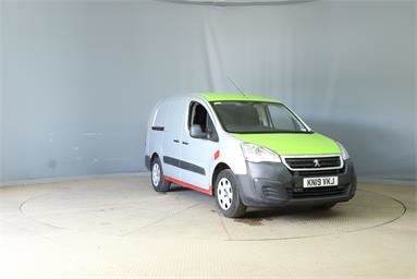 PEUGEOT PARTNER L2 ELECTRIC 552 SE 67 Van Auto Electric - WHITE - KN19VKJ - 6 Door Panel Van