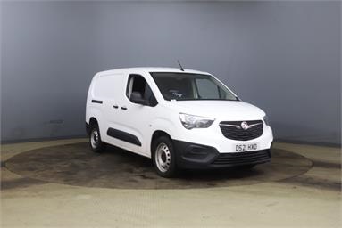 VAUXHALL COMBO CARGO L2 DIESEL 2300 1.5 Turbo D 100ps H1 Dynamic Van Low Roof Diesel - WHITE - DS21HXO - 6 Door Panel Van