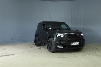 LAND ROVER DEFENDER 90 DIESEL 3.0 D350 Hard Top X-Dynamic HSE Auto Diesel - BLACK - BN25XTB - 3 Door Panel Van