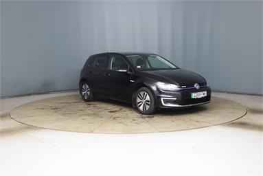 VOLKSWAGEN GOLF 99kW e-Golf 35kWh 5dr Auto Electric - Black - GD69FWK - 5 Door Hatchback