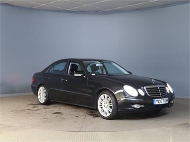MERCEDES-BENZ E CLASS E200K Sport 4dr Tip Auto Petrol - BLACK - YC07URM - 4 Door Saloon