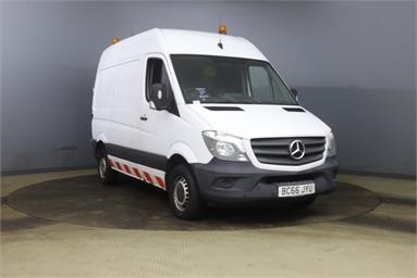 MERCEDES-BENZ SPRINTER 314CDI SHORT DIESEL 3.5t Van High Roof Diesel - WHITE - BC66JYU - 5 Door Panel Van