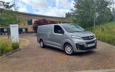 VAUXHALL VIVARO L2 DIESEL 3100 2.0d 145PS Sportive H1 Van Diesel - GREY - DN71VZZ - 6 Door Panel Van