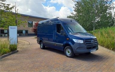 MERCEDES-BENZ SPRINTER 314CDI L2 DIESEL RWD 3.5t H2 Van Diesel - BLUE - WN69JXL - 5 Door Panel Van