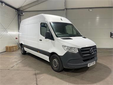 MERCEDES-BENZ SPRINTER 315CDI L2 DIESEL FWD 3.5t H2 Progressive Van Diesel - WHITE - KR73OGV - Panel Van