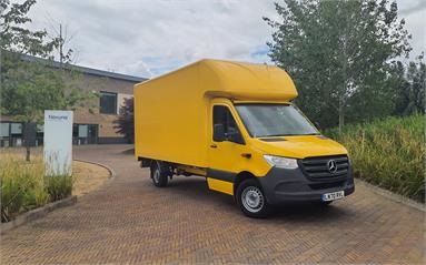 MERCEDES-BENZ SPRINTER 314CDI L3 DIESEL RWD 3.5t Progressive Luton Diesel - YELLOW - LN70RVR - 2 Door Luton Box Body
