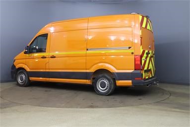 VOLKSWAGEN CRAFTER CR35 MWB DIESEL FWD 2.0 TDI 140PS Trendline High Roof Van Diesel - ORANGE - CK72NPO - 5 Door Panel Van