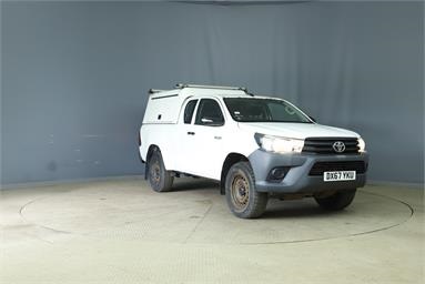 TOYOTA HILUX DIESEL Active Extra Cab Pick Up 2.4 D-4D Diesel - WHITE - DX67YKU - 4 Door Pick Up Body