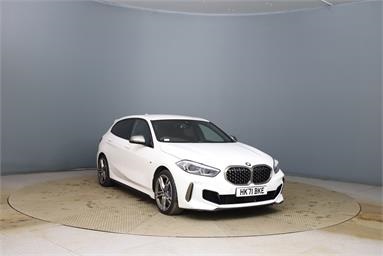 BMW 1 SERIES M135i xDrive 5dr Step Auto Petrol - WHITE - HK71BKE - 5 Door Hatchback
