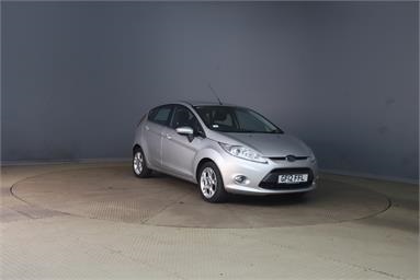 FORD FIESTA HATCHBACK 1.4 Zetec 5dr Petrol - SILVER - GF12FFL - 5 Door Hatchback