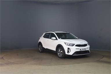 KIA STONIC 1.0T GDi 99 2 5dr Petrol - White - ML71FPX - 5 Door Hatchback
