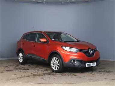 RENAULT KADJAR 1.5 dCi Dynamique Nav 5dr Diesel - RED - MW65YZH - 5 Door Hatchback
