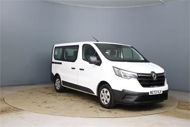 RENAULT TRAFIC SWB MINIBUS DIESEL SL28 ENERGY dCi 145 Business 9 Seater Diesel - WHITE - NG73YLV - Bus (Mini Less 18 seats)