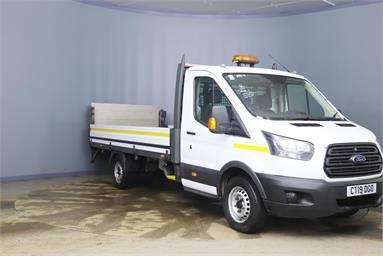 FORD TRANSIT 350 L4 DIESEL FWD 2.0 TDCi 130ps Chassis Cab 3 Seats Single Cab Diesel - WHITE - CT19DGO - 2 Door Dropside Body
