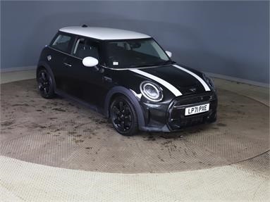 MINI HATCHBACK 2.0 Cooper S Classic 3dr Petrol - BLACK - LP71PXE - 3 Door Hatchback