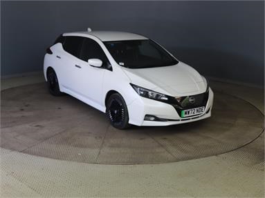 NISSAN LEAF 110kW N-Connecta 39kWh 5dr Auto Electric - WHITE - MW72NDE - 5 Door Hatchback