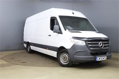 MERCEDES-BENZ SPRINTER 315CDI L3 DIESEL RWD 3.5t H2 Progressive Van Diesel - WHITE - LM70MTU - 5 Door Panel Van
