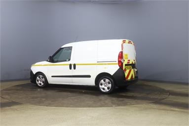 FIAT DOBLO CARGO SWB DIESEL 1.3 Multijet 16V Van Start Stop Low Roof Diesel - WHITE - WV15UNG - 5 Door Panel Van