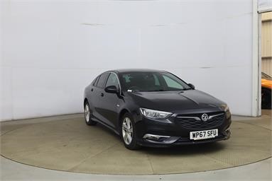 VAUXHALL INSIGNIA 1.6 Turbo D ecoTec [136] SRi Vx-line Nav 5dr Diesel - BLACK - WP67SFU - 5 Door Hatchback