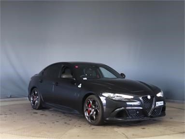 ALFA ROMEO GIULIA 2.9 V6 BiTurbo Quadrifoglio 4dr Auto [ACC] Petrol - BLACK - OU21GFJ - 4 Door Saloon