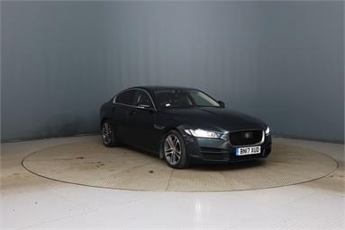 JAGUAR XE 2.0d [180] Portfolio 4dr Auto Diesel - Green - BN17XUD - 4 Door Saloon