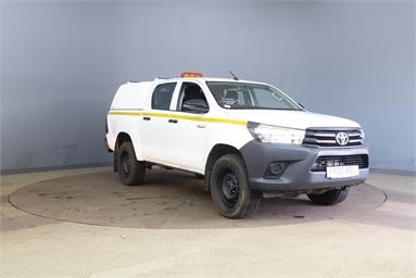 TOYOTA HILUX DIESEL Active D/Cab Pick Up 2.4 D-4D 5 Seats Double Cab Diesel - WHITE - FP20WBL - 4 Door Pick Up Body
