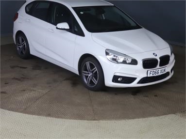 BMW 2 SERIES 218i Sport 5dr Step Auto Petrol - WHITE - FD66XUK - 5 Door Hatchback