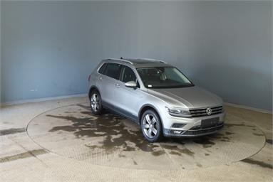 VOLKSWAGEN TIGUAN 2.0 TDi 150 4Motion SEL 5dr Diesel - SILVER - WL17JBX - 5 Door Estate